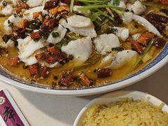 老坛酸菜鱼-本味轩精品茶餐厅(黄山路店)