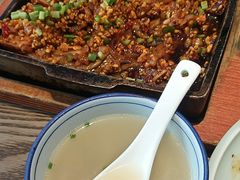 -草窝烤鸭·新京菜(振华广场店)