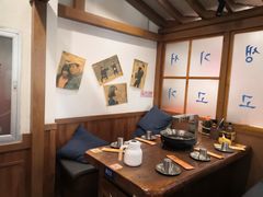 -明洞阿姨·韩式酱蟹烤肉·创意料理(方庄店)