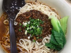 -李先生牛肉面大王(北京站售票厅餐厅)