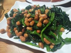 菠菜凉拌花生米-元盛居(生态大街店)