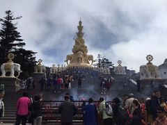 -峨嵋山金顶