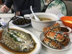 -七的湖·晚芳亭·阳澄湖农家菜·大闸蟹(莲花岛店)