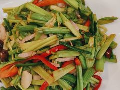 -香山湖渔家大院