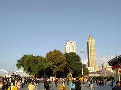 -人民防洪胜利纪念塔