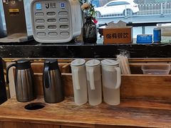 -愉肴麻辣香锅(中山路店)
