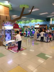 -莫莉幻想儿童乐园(武汉金银潭永旺店)