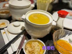 -半岛翡丽海鲜自助餐厅(观风亭店)