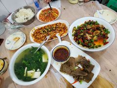 -洪霞餐馆