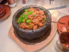 石锅杭椒牛蛙-虫二酒肆(美罗城店)