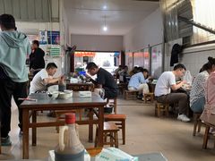 -正宗杨记普洱酸醋米线(总店)