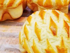 -赫斯提亚面包&咖啡店