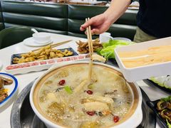 -土连锅·现熬养生汤锅(梁家巷店)