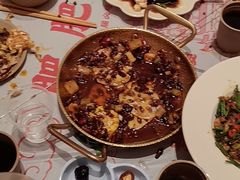 -肥肥虾庄·金牌油焖大虾(汉口城市广场店)