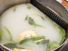 -樾餐厅泰式海鲜火锅(民歌湖店)