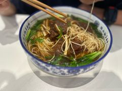 -镇南锅盖面馆(解放路店)