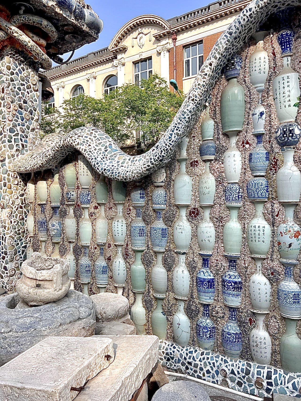 别再被误导了7515
张连志先生的瓷房子是中国的瑰宝,是天津的