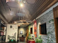 -挂旗柴锅鸡(蚌山区嘉年华店)