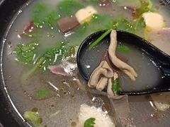 -小杨生煎(金山百联购物中心3楼店)