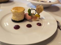 -塞纳河法国餐厅(意式风情街店)