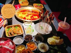 -九鼎轩脆毛肚火锅(南京东路店)