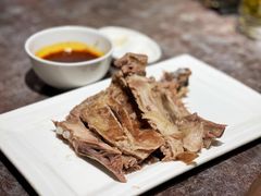 手抓羊肉-贯贯吉·清真餐厅(浙江中路店)