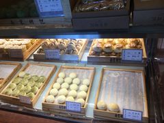 面包甜点陈列柜-南宋胡记(杭州体育场路店)