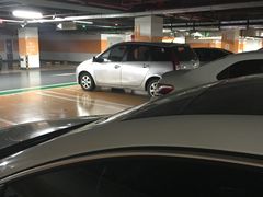 -金狮广场-停车场