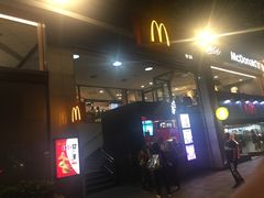 -麦当劳(东方时代广场分店)
