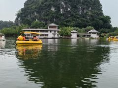 -星湖旅游景区七星岩