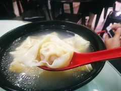 咸蛋黄馄饨-食惠里小笼包面馆(越秀店)