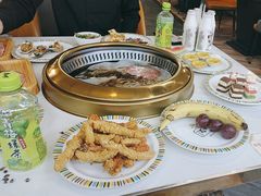 -布罗城堡自助烧烤(鸿通城购物中心店)