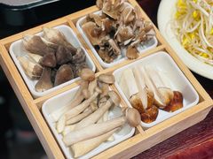 -洞子口重庆鲜货火锅(楚翘城旗舰店)