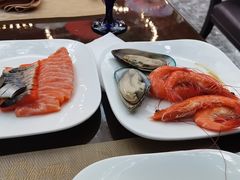 -廊桥咖啡厅·海鲜自助餐厅(成都世纪城天堂洲际大饭店)