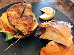 -HIGH FIVE哈福手工汉堡(桂林路店)