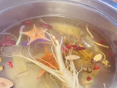 -千岛蚝高压锅生蚝·人参火锅(白云万达店)