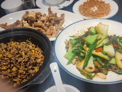 -鑫悦楼煎蟹·16年海鲜大排档