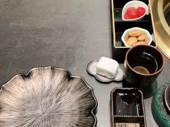 -铭牛烧肉·和牛海鲜自助(高新月牙湖店)