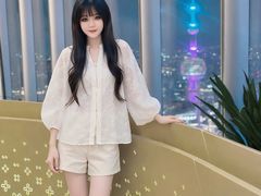 -雲上錢屋·地标景观(上海中心店)