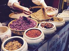 -八一好吃街·高品美食广场