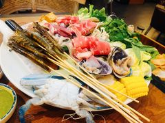 -樾餐厅泰式海鲜火锅(民歌湖店)
