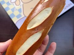 朗姆葡萄乳酪碱水棒-屋裡·Union Bakery(龙江路店)