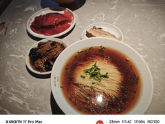 -松鹤面馆·古法焖肉面(观前店)
