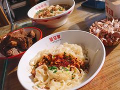 -晋宝章大同刀削面(月坛店)