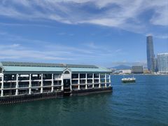 -香港回归祖国纪念碑