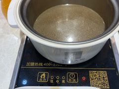 -百品聚旋转火锅(万德庄店)