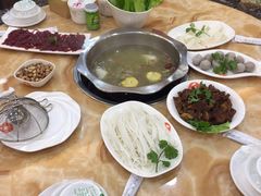 -三牛牛肉火锅