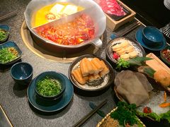 红颜花胶鸡锅-湊湊火锅·茶憩(打浦桥日月光店)
