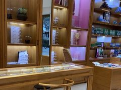 -宝丽眼镜(湖墅店)