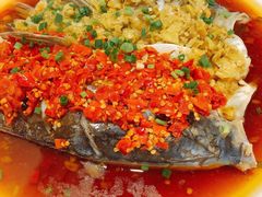 双色鱼头-建辉湖南土菜馆(南大街店)